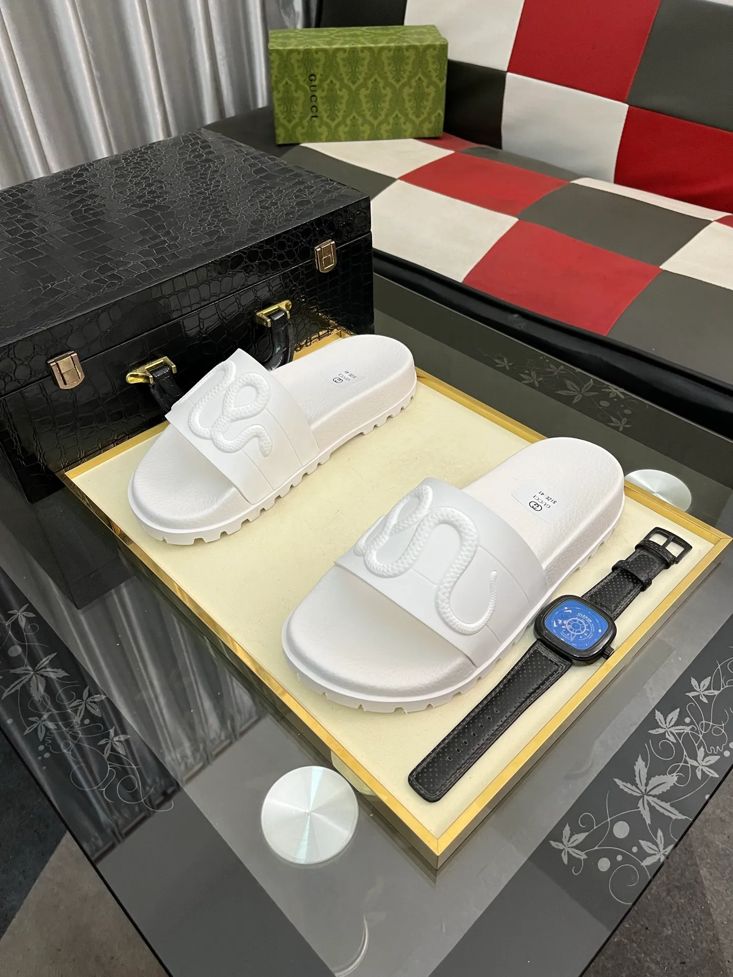 Men's men's shoes💰260⌚️⌚️ＧＵＣＣＩ.Gucci.Official website 1:1 popular slippers hot sale! Original original material 🩴 SIZE: 38-46 (45.46 non-refundable)